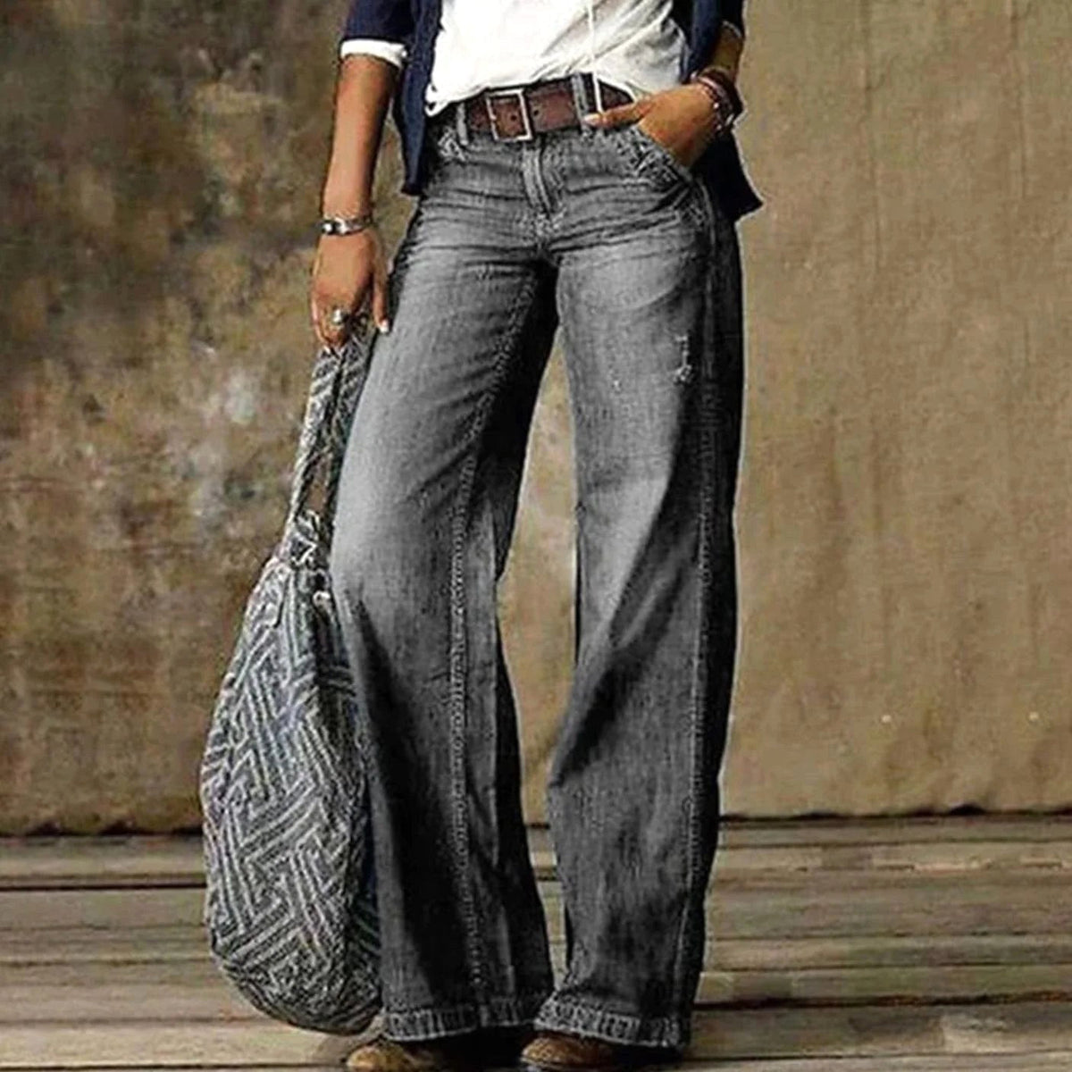 Camille | Women's High-Waist Wide-Leg Jeans, Relaxed Straight Denim Jeans | Dressific | Light Grey