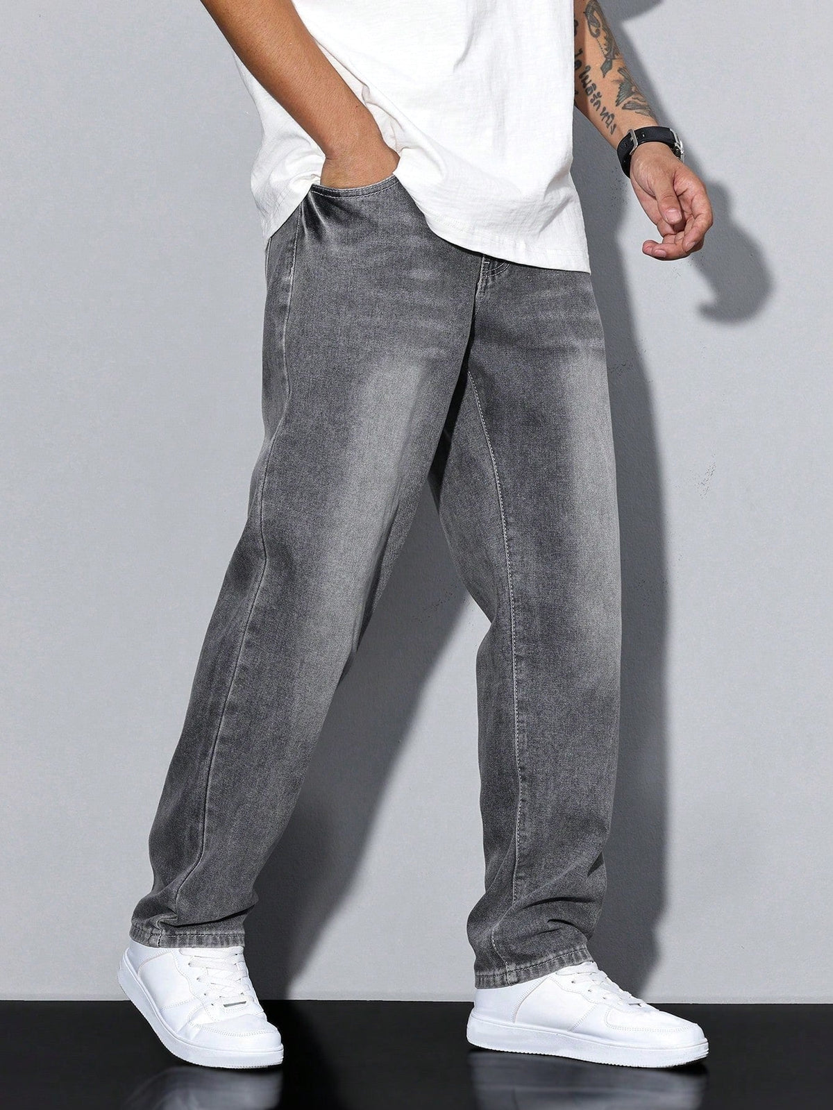 Gregory | Men's Cotton-Blend Pants in Solid Colour, Relaxed-Fit Jeans | My Sweet Wardrobe